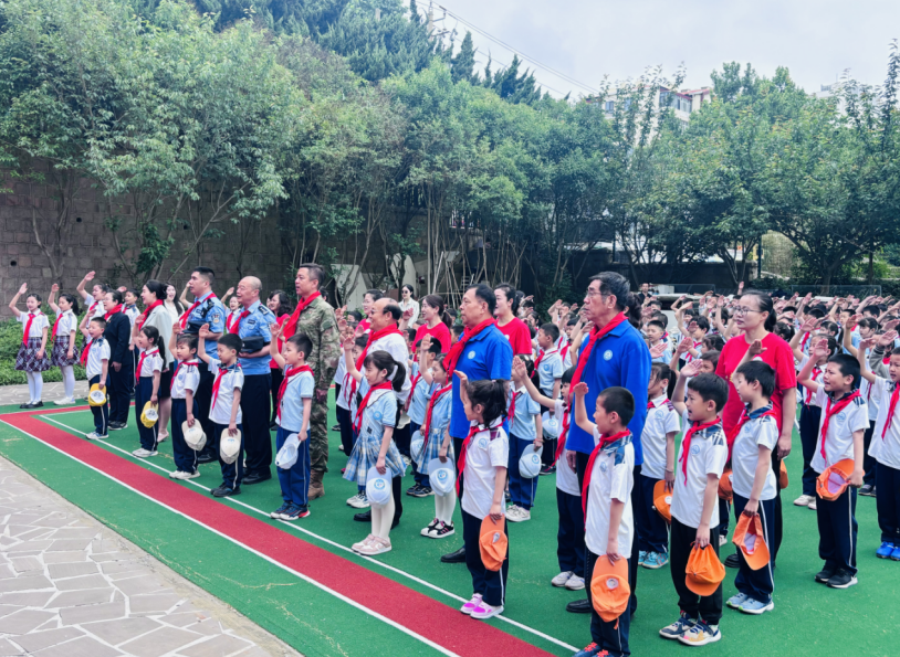 国歌嘹亮激扬梦想!