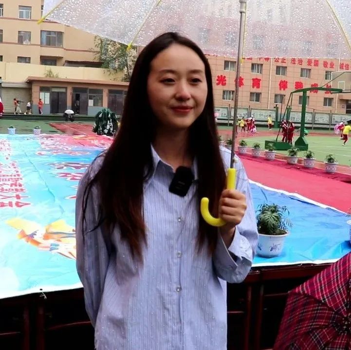 "虽然我们平常一直说成绩很重要,但其实老师和家长内心最希望的是你们