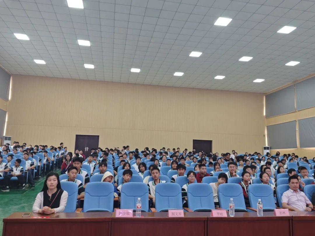 揭牌!仙桃法院在毛嘴中学成立"未成年人法治教育基地"