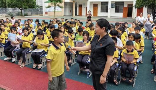 "未"你而来 "法"伴成长——全州县人民法院开展"