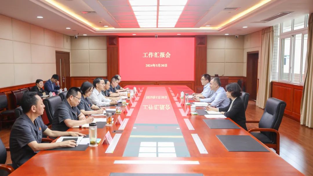 永川区委常委,纪委书记,区监委主任喻彤到法院作党