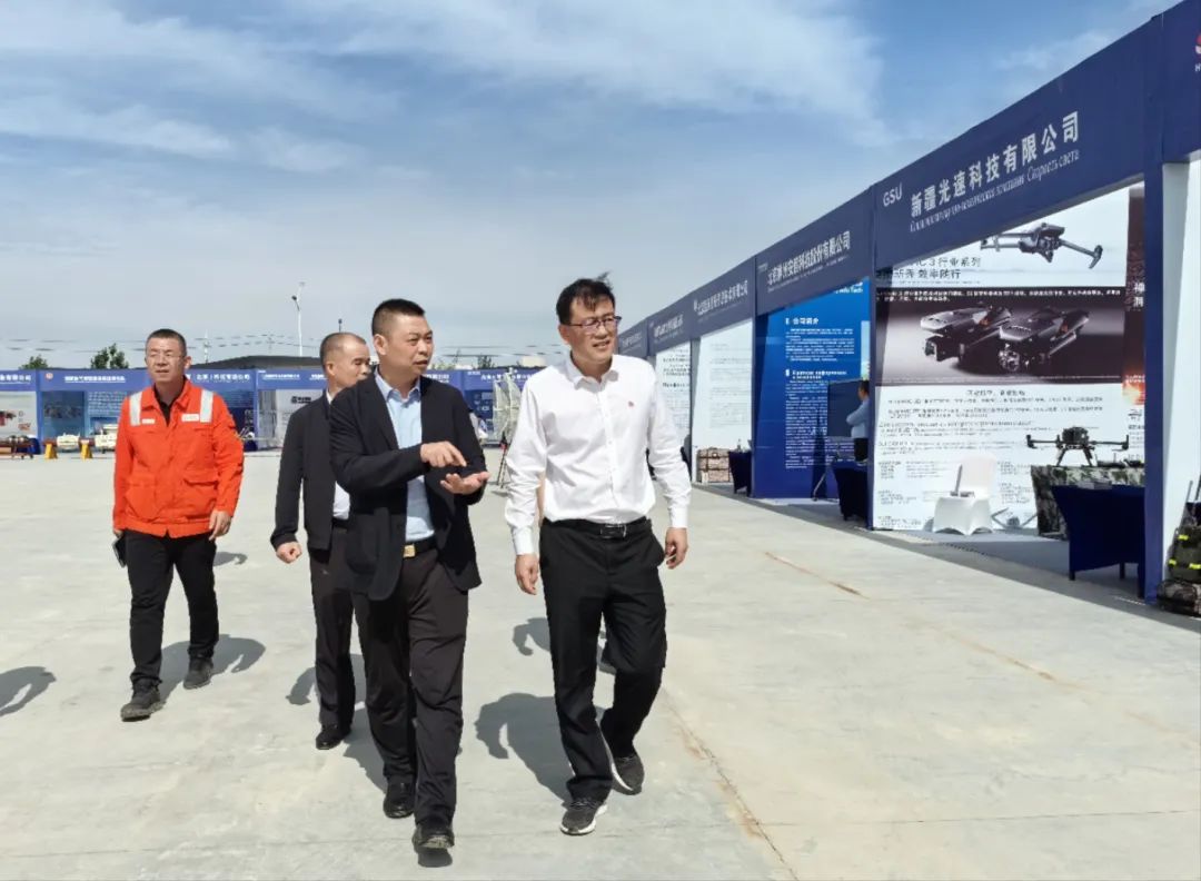 余文赴新疆区域开展工作调研