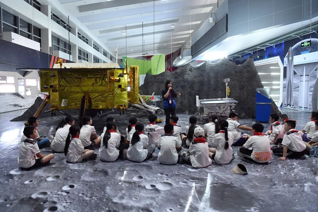 隶属于中国航天科技集团公司第五研究院第五一二研究所,见证了中国