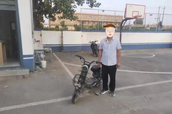 近日,白道口派出所接到辖区群众张先生报警,称其停放在路边的一辆电动