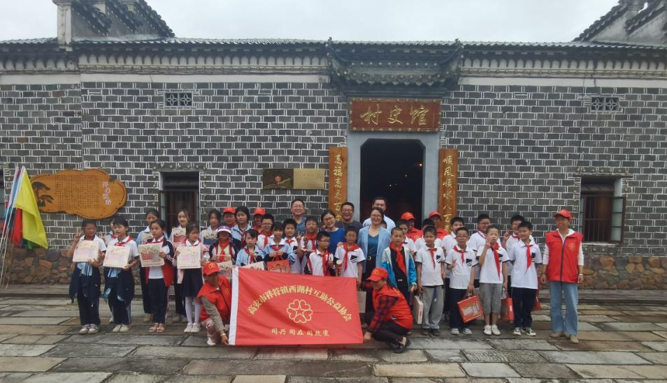 近日,"六一"国际儿童节到来之际,省委编办驻村工作队,祥符镇西湖村委