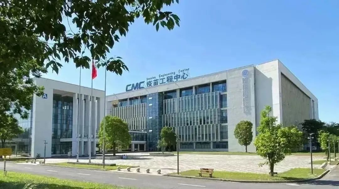 "听到泰州中国医药城的发展目标,梁亮十分震撼,"没想到这片新区能呈现