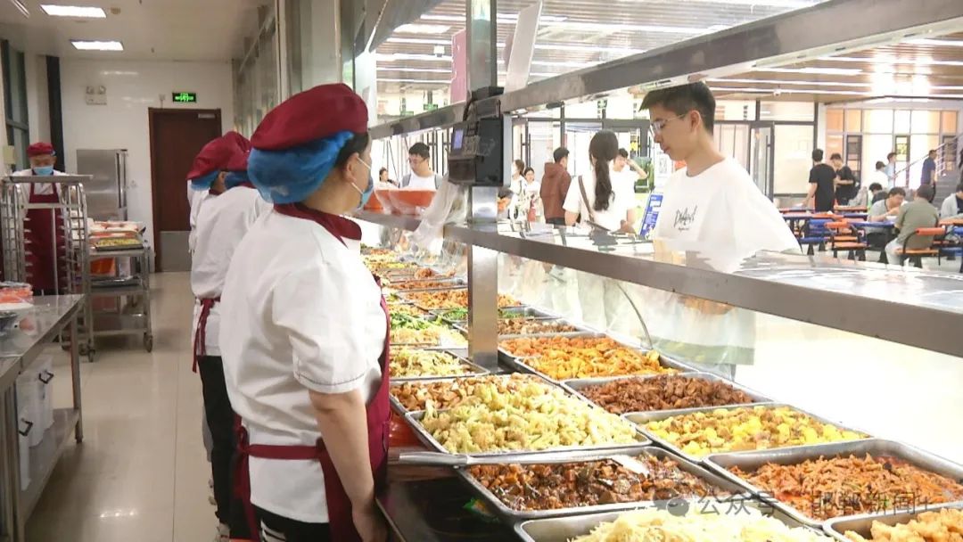 我市创新出台学生餐配送和学校食堂管理规定 确保学生"舌尖上的安全"