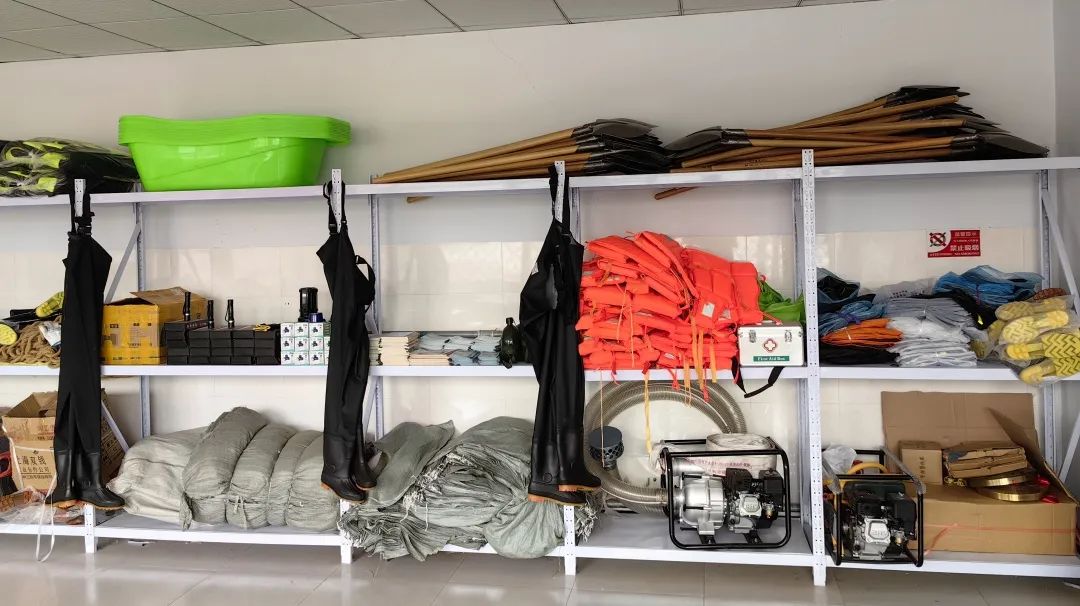 安家堡乡:加强应急物资储备 全力做好防汛保障工作