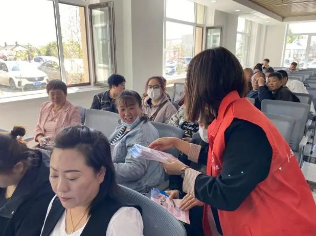 基层动态 | 汤原县"迎六一 筑童心"困境留守儿童心理健康科普讲座活动