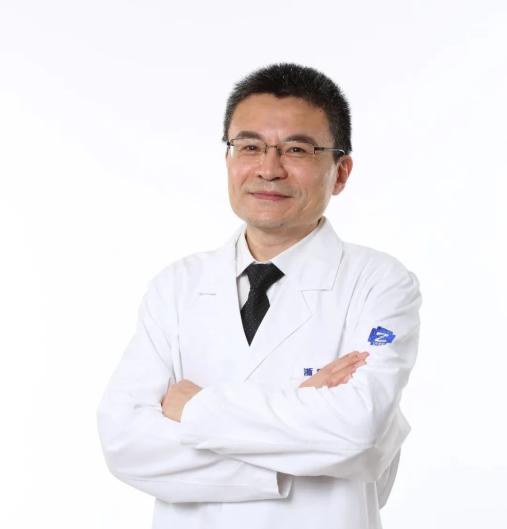 口腔科孙 钢 浙大二院副主任医师,博士浙江省口腔正畸专委会副主任