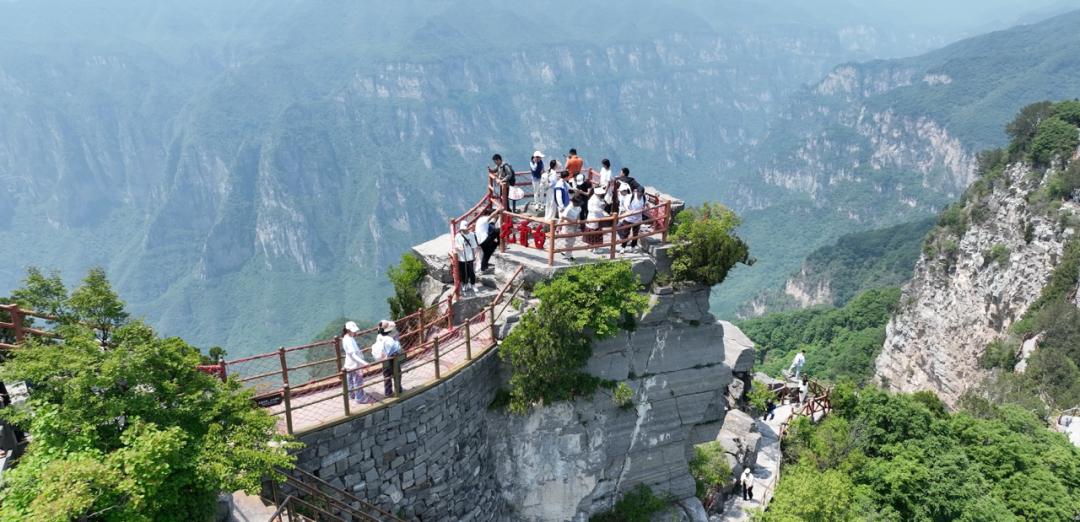 河南神农山自然风景图片