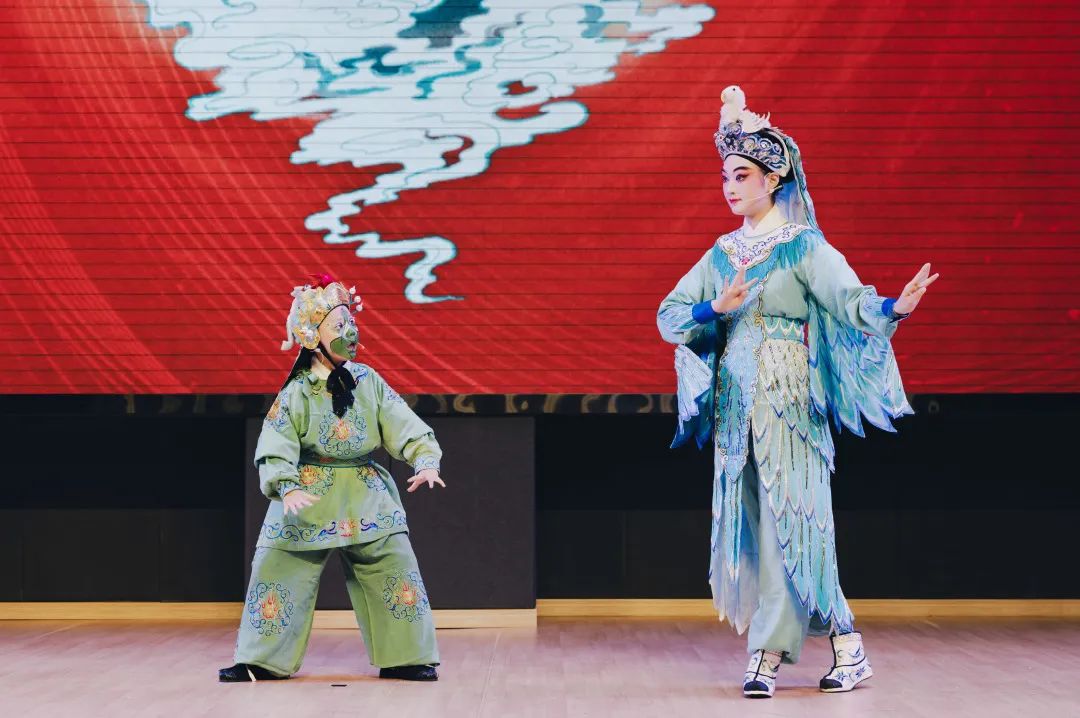 微京剧《坐井观天》等你来观_澎湃号·湃客_澎湃新闻-The Paper