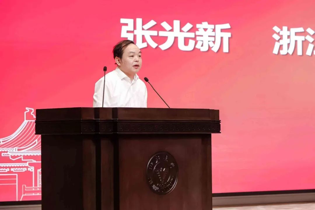 北京精雕科技集团有限公司运营总监蔡锐龙,中国机