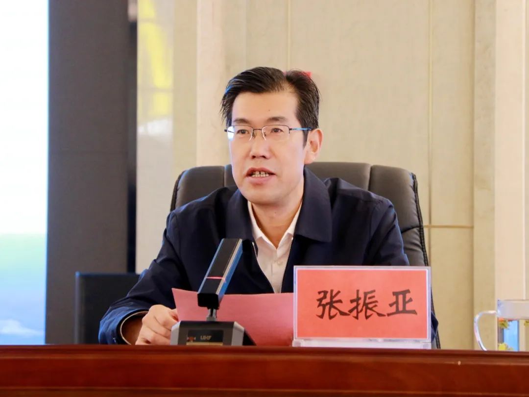 张振亚致辞表示,加强林草法治建设,是保护林草生态资源,实现林草事业