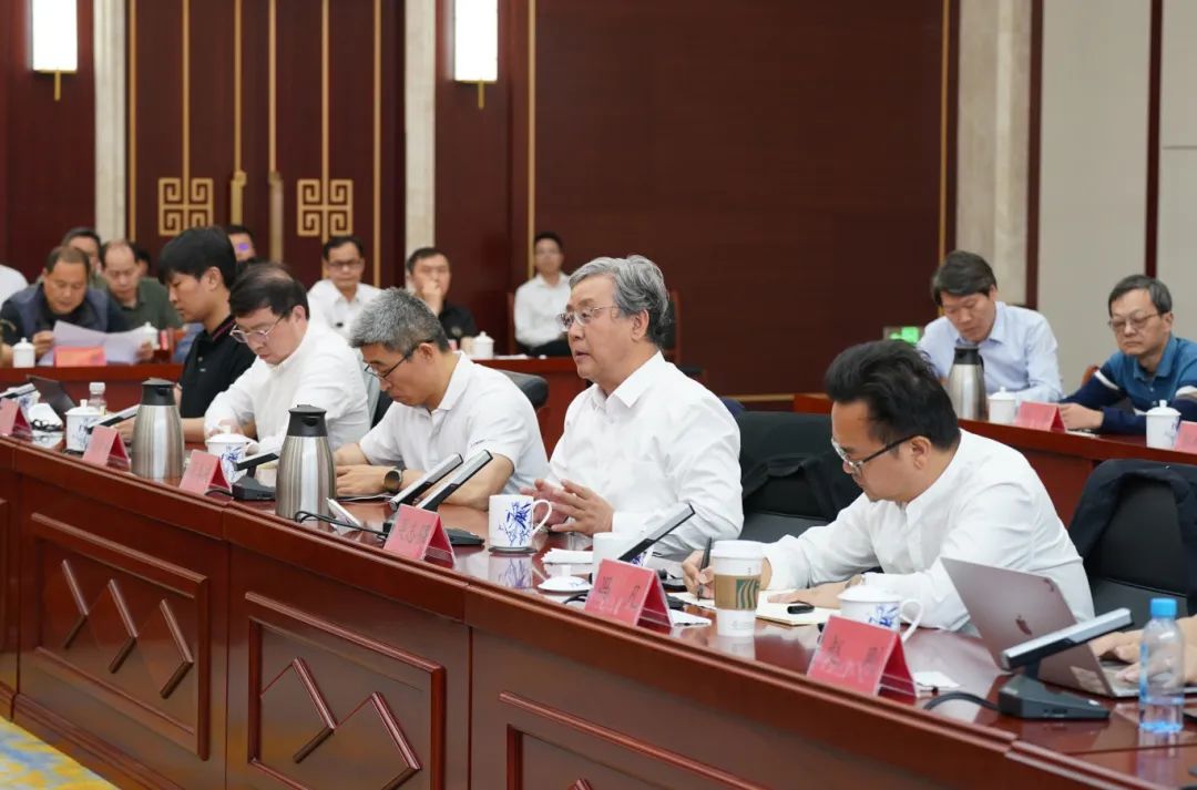 徐鸿,张家良,杨泽民,张志凤,李逸翔,林坤,张卫民等市委,市人大常委会