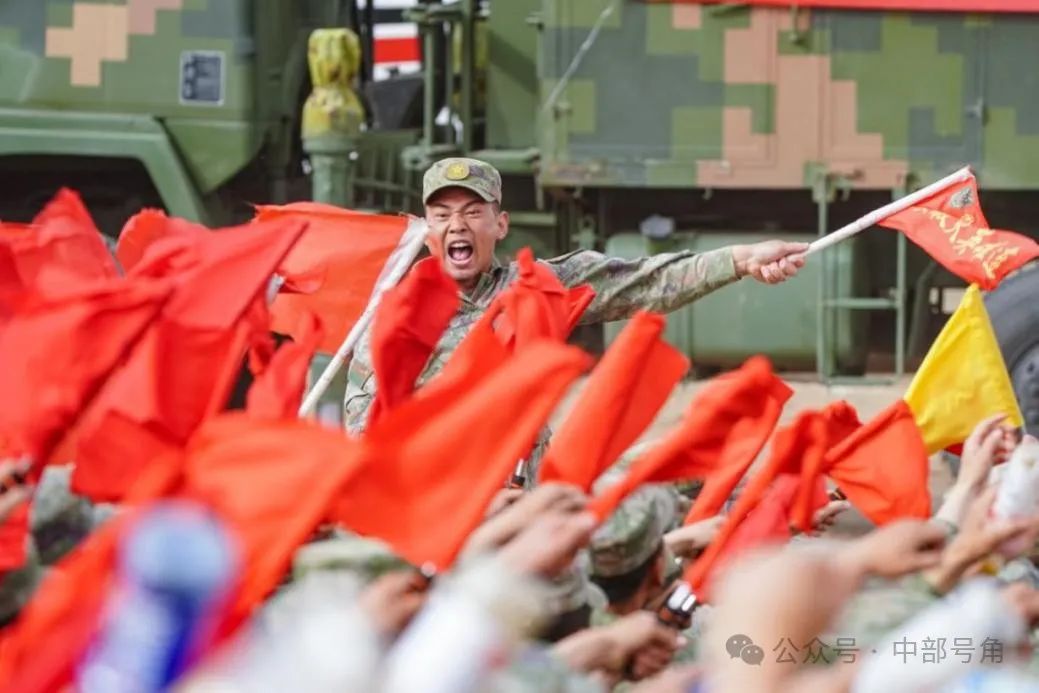 文艺轻骑兵燃爆火热练兵场