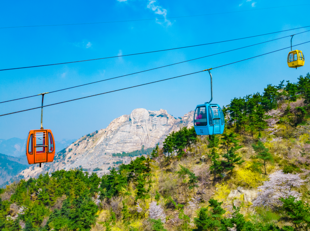 在这里收获惊心动魄的极致体验:挑战齐鲁海拔最高5d玻璃桥,全程体验"