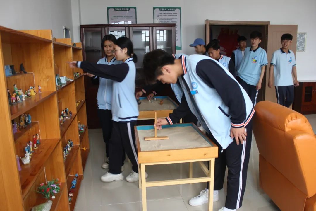 日照市工业学校到日照市戒毒所开展研学实践活动