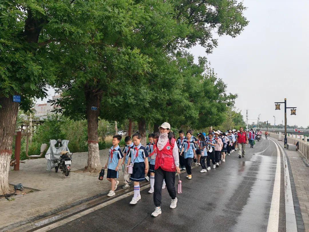【"双争"有我61活力河北】水月寺小学举行大运河全民健走活动