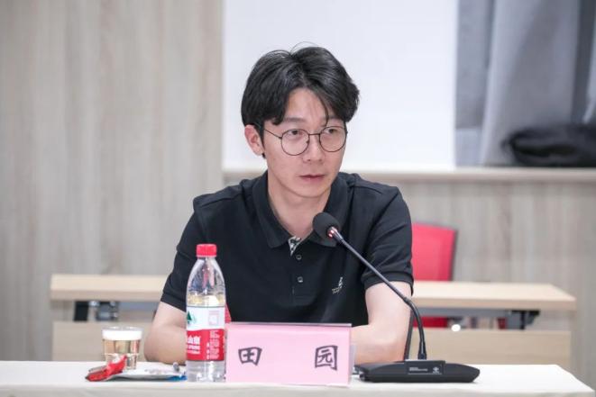 电影《戏》观摩研讨会在京举行