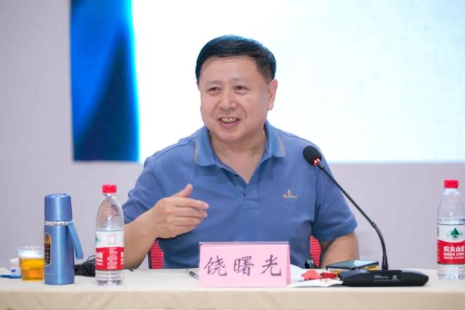 电影《戏》观摩研讨会在京举行