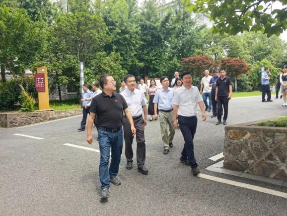 草塔中学学勉中学职教中心