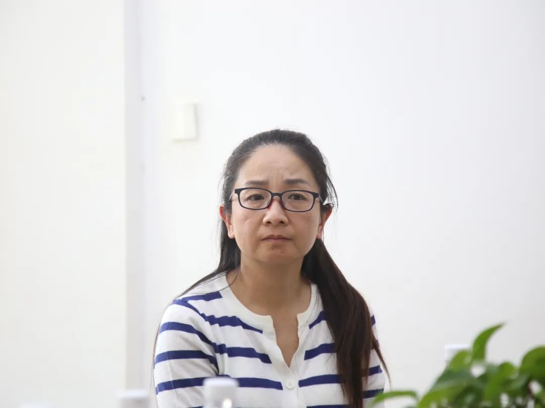 大理中院杨红英一行到巍山县调研指导法院诉前委派调解工作