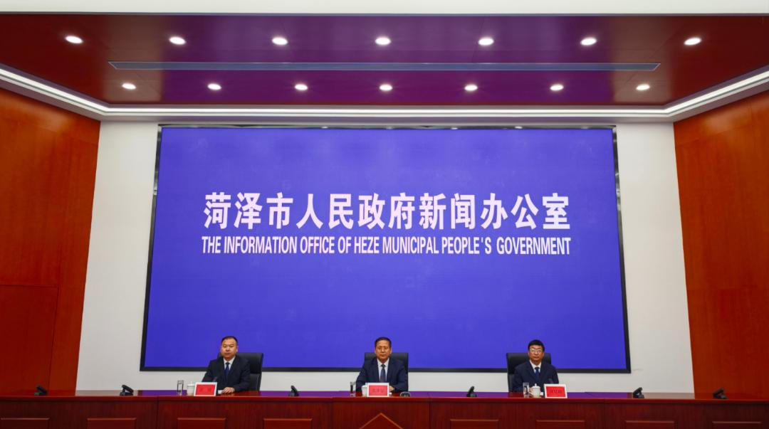 黄 涛 菏泽市委宣传部副部长,市委网信办主任主 持 人周昆峰 菏泽市