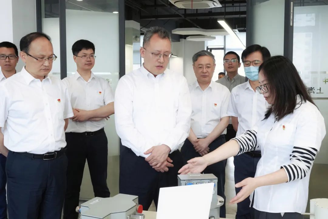 张玉金调研上海电控所【大兴调查研究 80>】