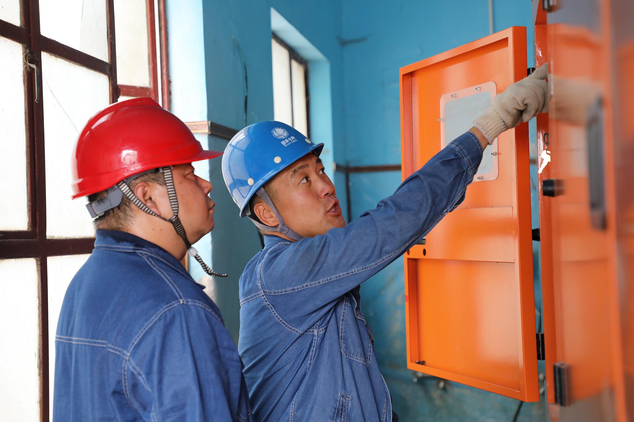 "满分"电力 护航高考