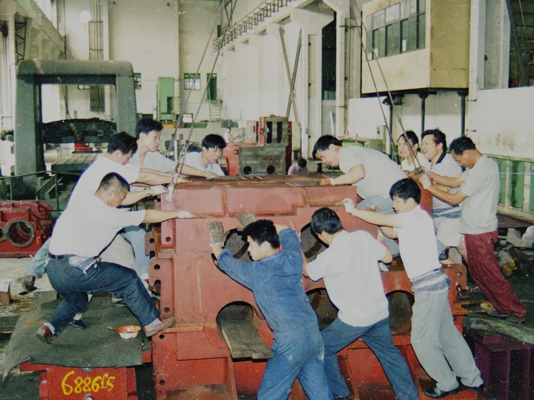 机床修理厂的成立1969年齿轮,还在飞速转动南京老厂的故事一起来听听