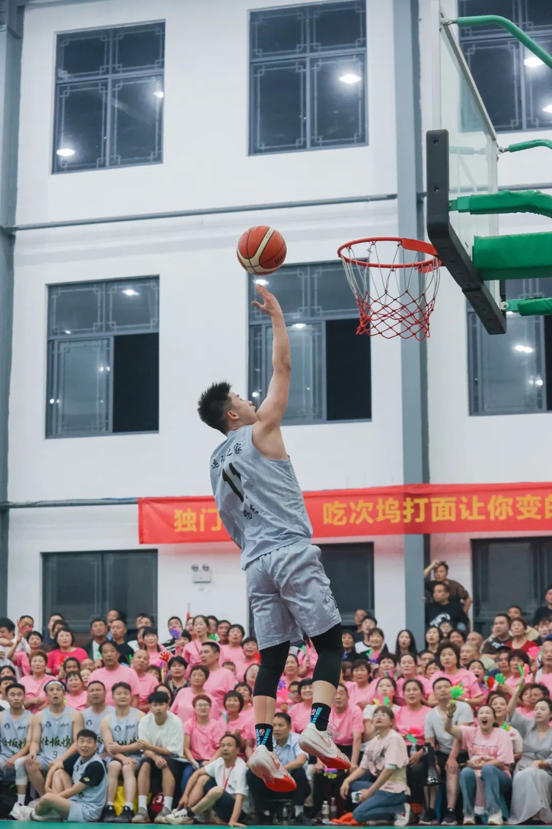 诸暨"村ba",八强争霸战今晚打响!