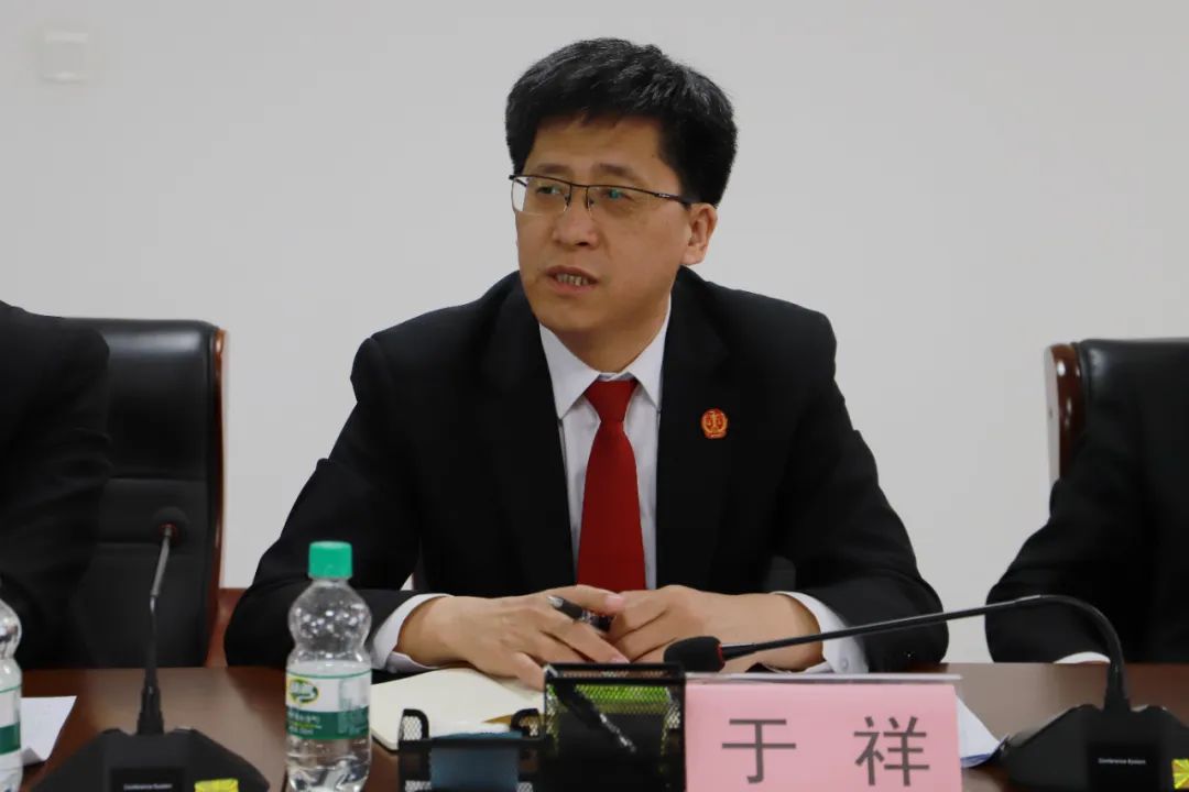 五大连池市人大常委会视察组到法院视察工作,推动法院