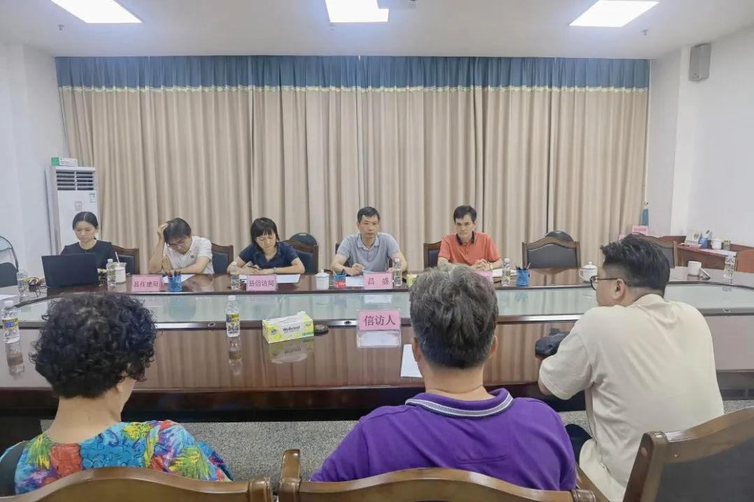 澄迈法院:院长接访听诉求,释法明理解心忧