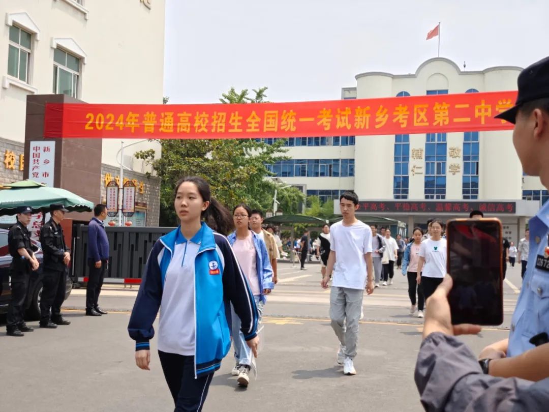 有"国家队"陪考,一定能收到录取通知书!