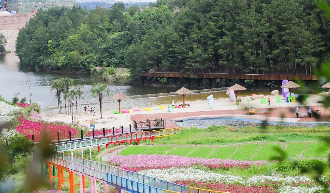 笑傲"江湖"十过秋,"百丈飞瀑"逍遥游!