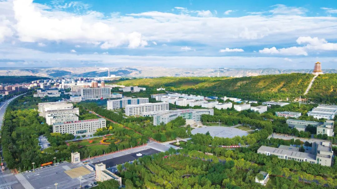 师范学院,更名大学