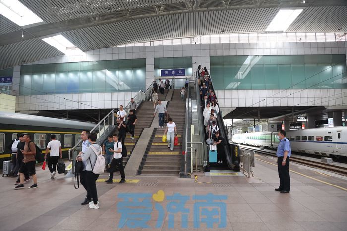 济南站端午增开菏泽,青威等方向临客98趟,预计发送旅客115万人次