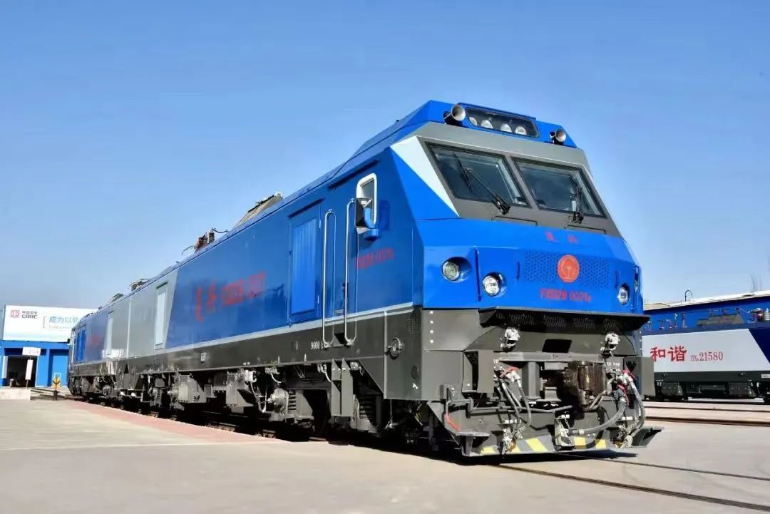 2020年,复兴2b型电力机车研制成功.