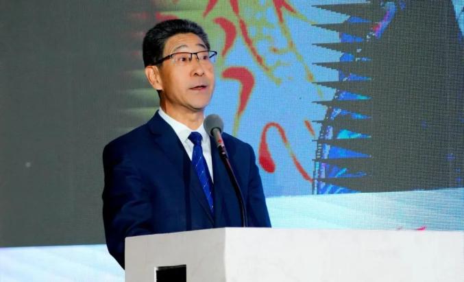 副省长张锦刚,省政府外事办主任张宝军,省文旅厅厅长何效祖,市委书记