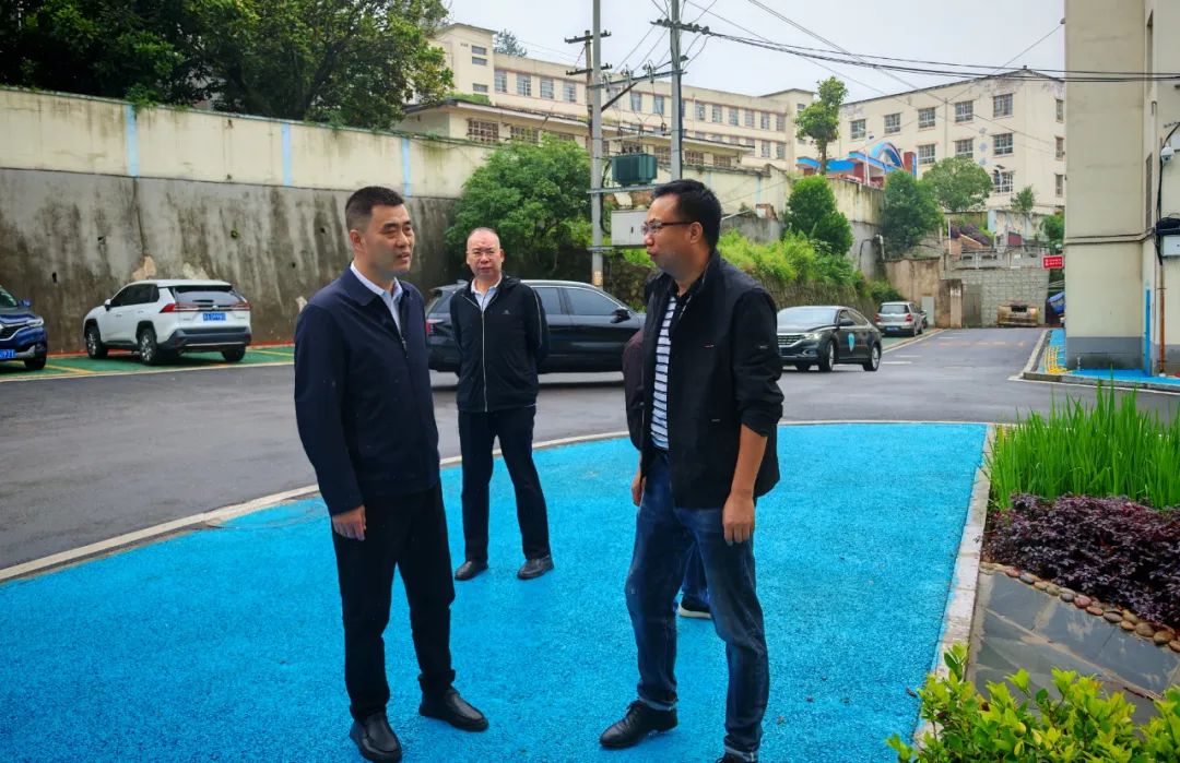 王金源在检查海绵城市建设工作时调强 做好建成项目管护 加快在建项目