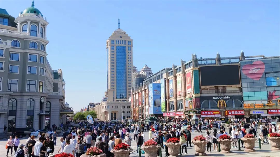 本地及周边游增长13%,入境游增长85%丨端午节假期游客来冰城点燃激情