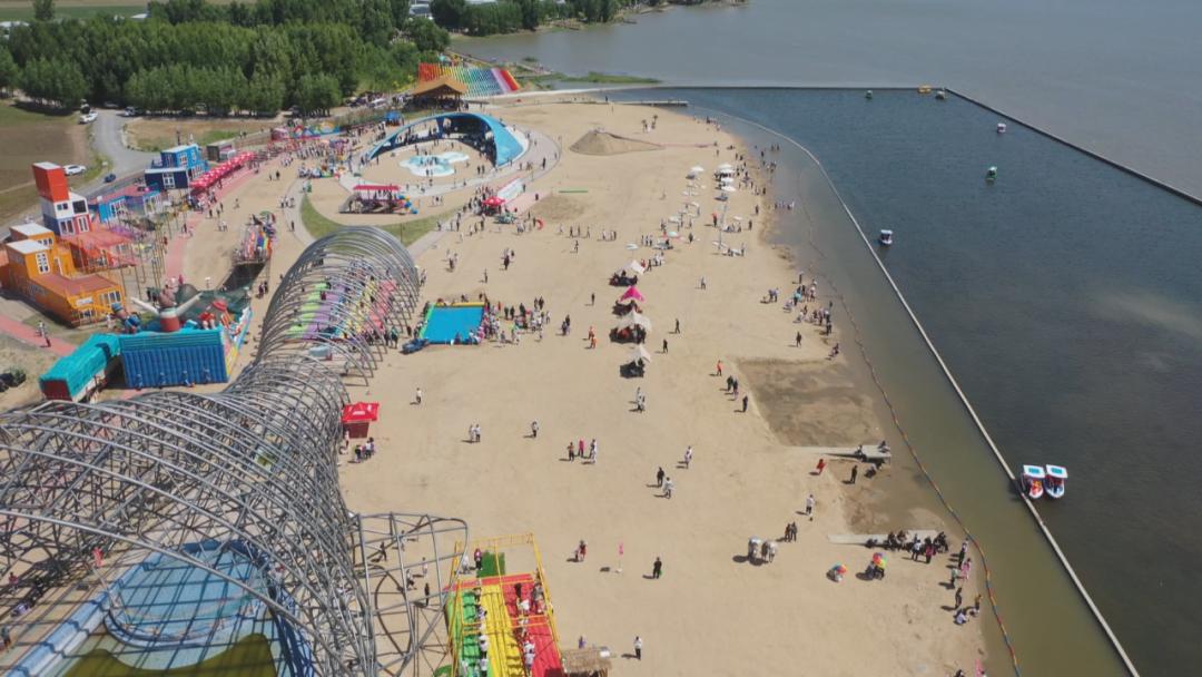 现在这块建设的太好了,古风古色的,风景老美了,还拍了很多好看的照片