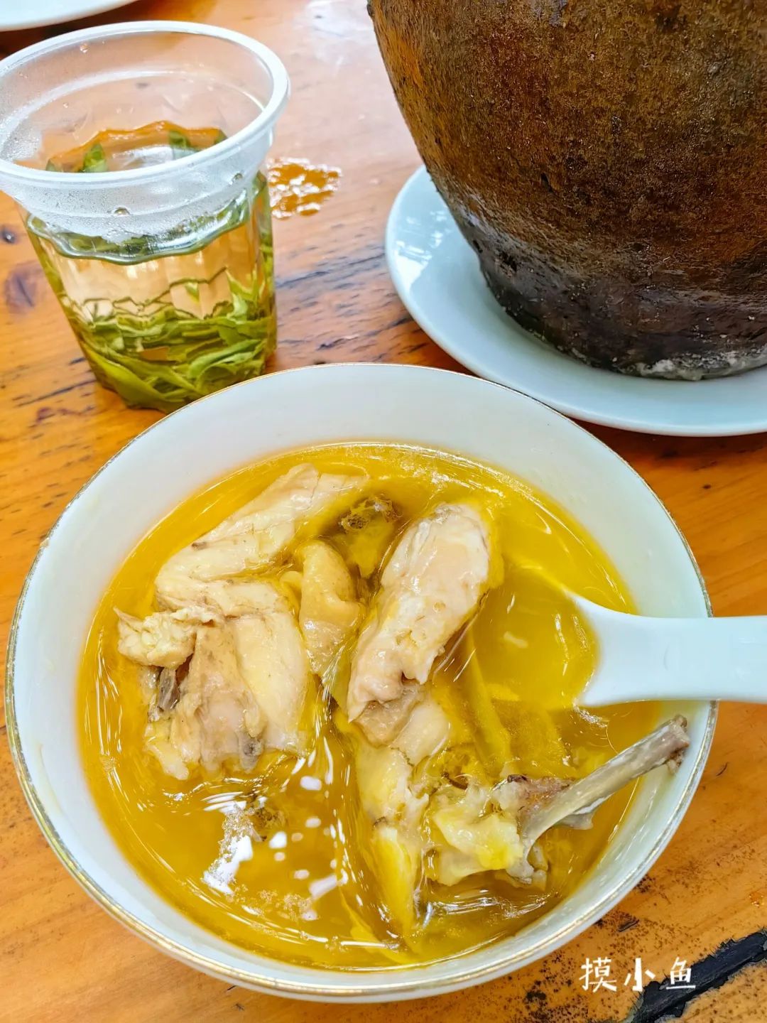 又挖到一座冷门避暑小城,文艺不输松阳,人少景美到哭