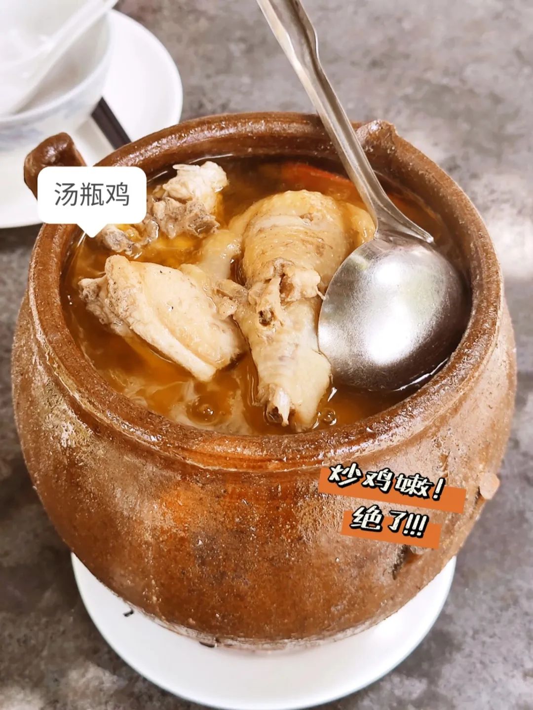 又挖到一座冷门避暑小城，文艺不输松阳，人少景美到哭
