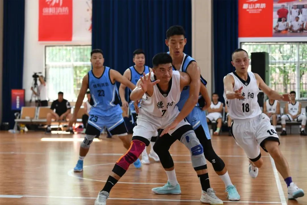 全省"火焰蓝杯"篮羽比赛(德阳赛区)火热开赛!