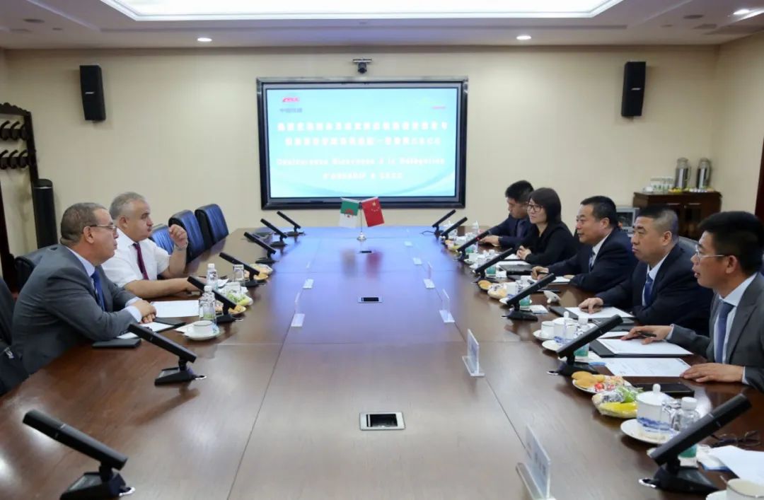 李重阳会见阿尔及利亚西部铁路矿业线项目业主代表团一行