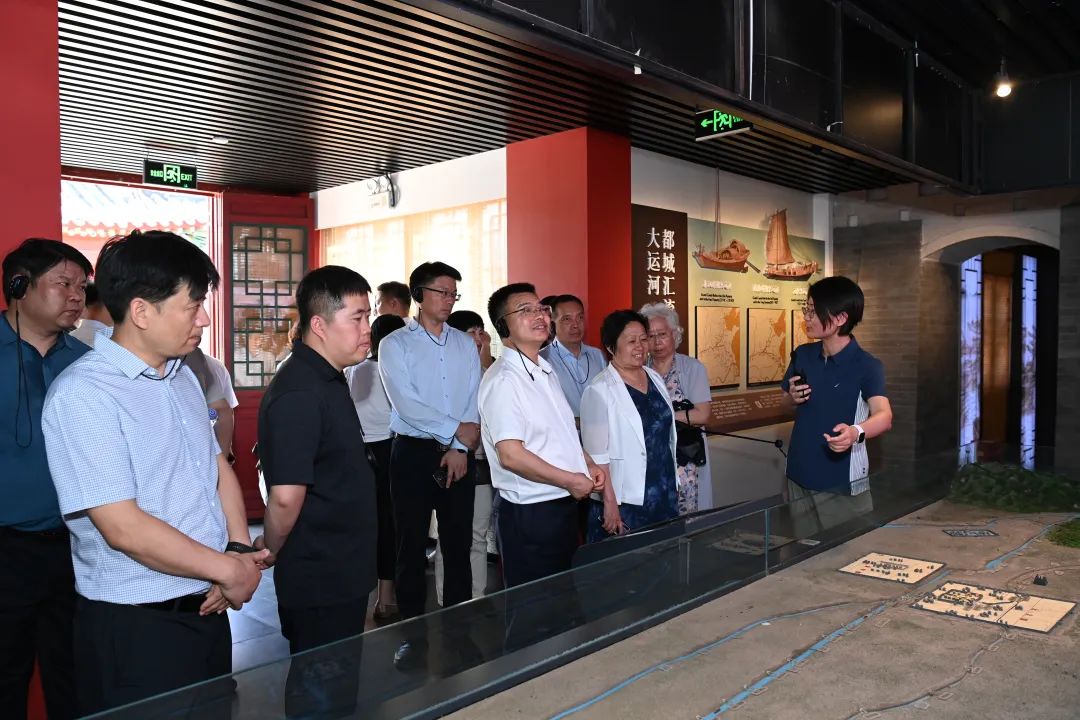 老城区领导赵书政,高辉,赵伟宁,周耀锋,史志明,王凯旋,杨洪及培训班