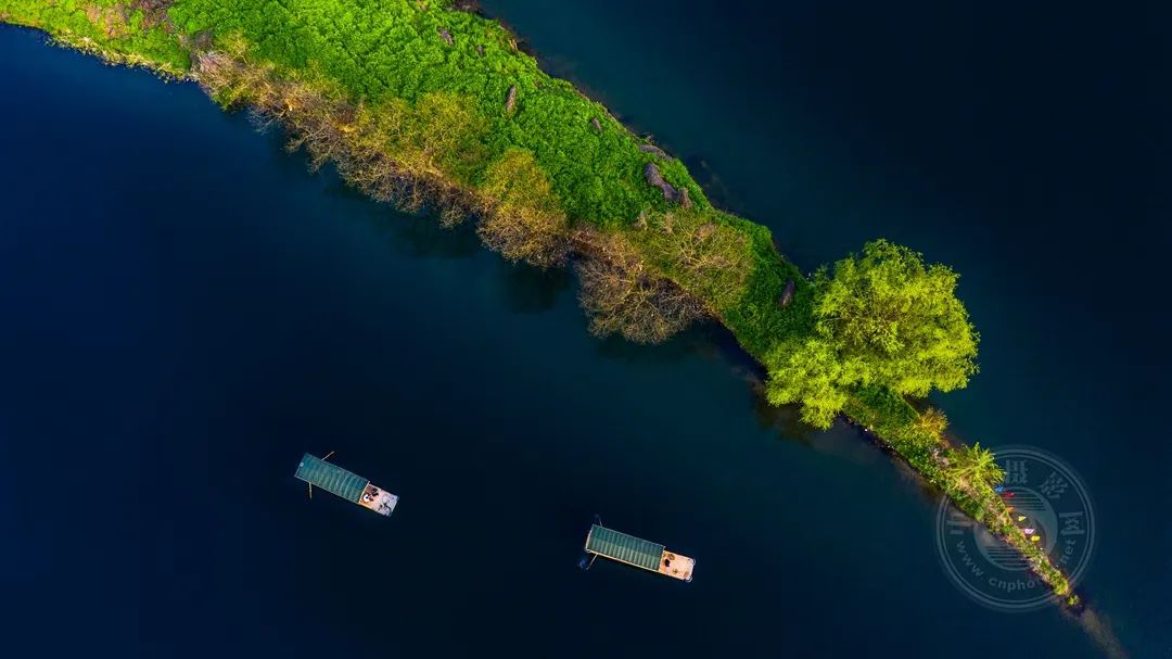 《月亮湾》08潘俊(江苏南京)2021年3月14日摄于江西省上饶市婺源县