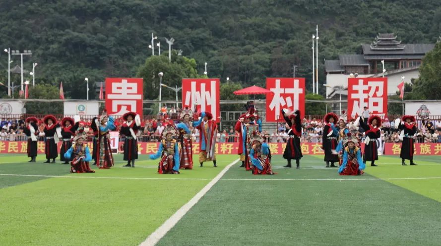 值得一提的是,比赛现场除了来自西藏萨迦的非遗表演外,还有来自洛阳